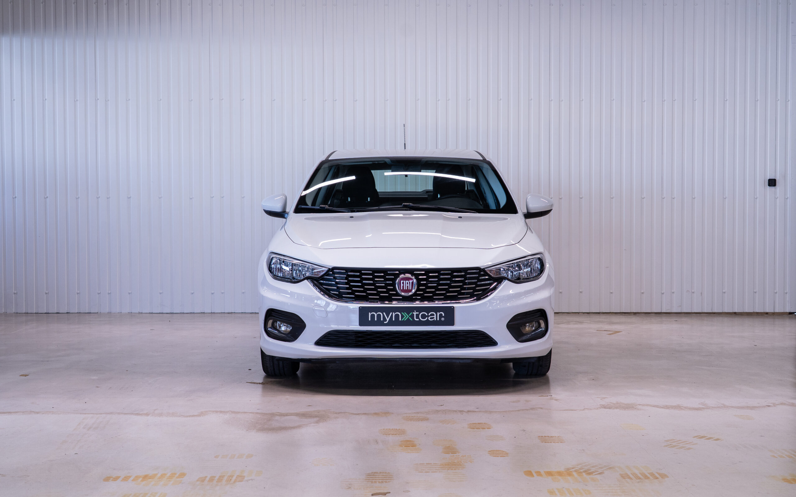 Vehicle gallery image 5