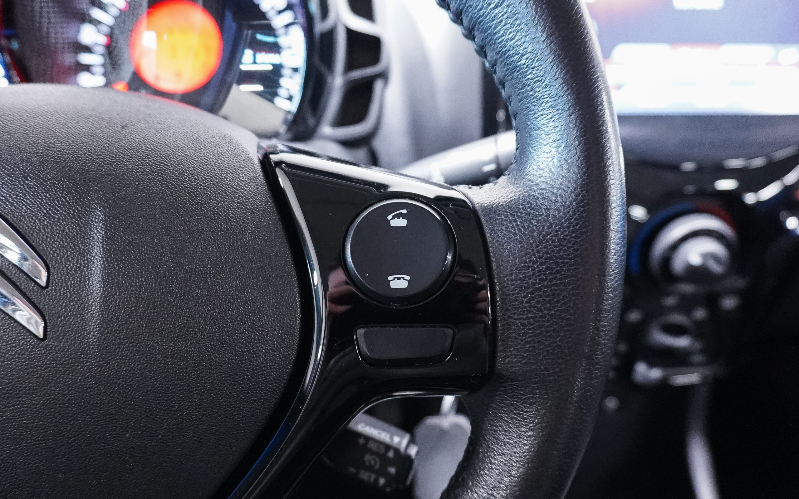 Vehicle gallery image 22