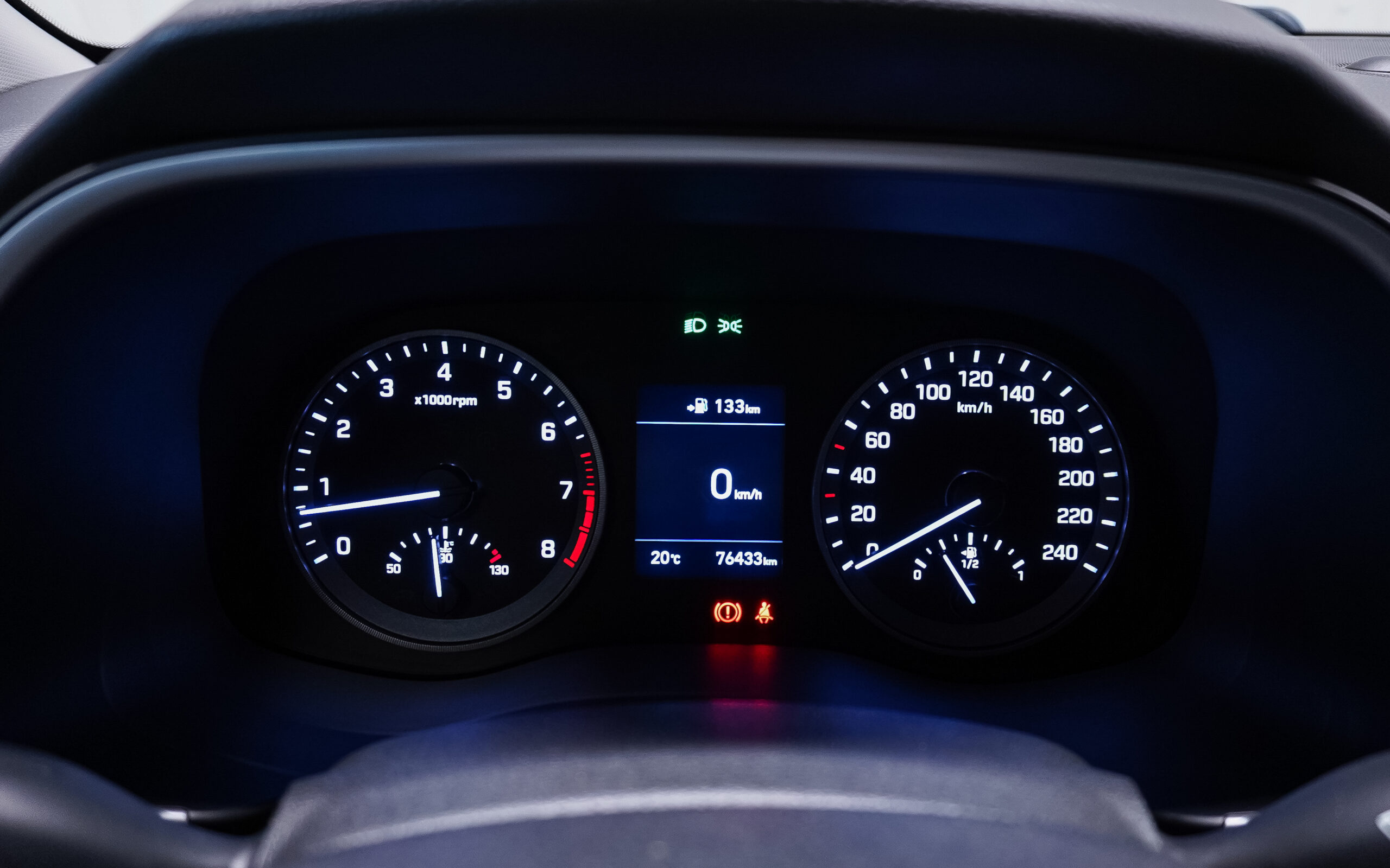 Vehicle gallery image 12