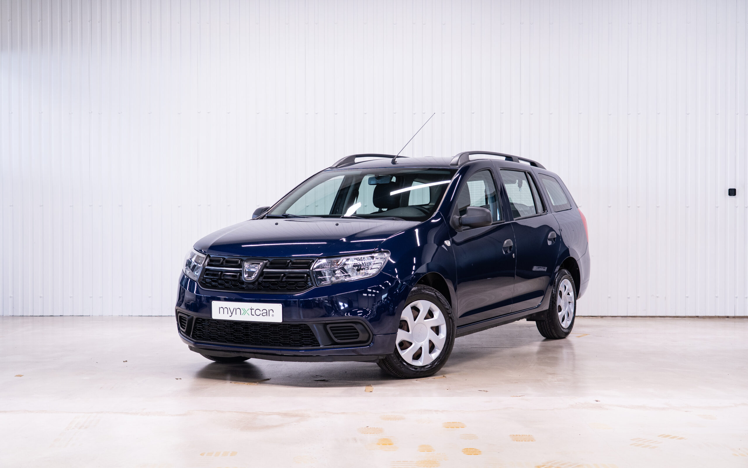 Vehicle gallery image 1