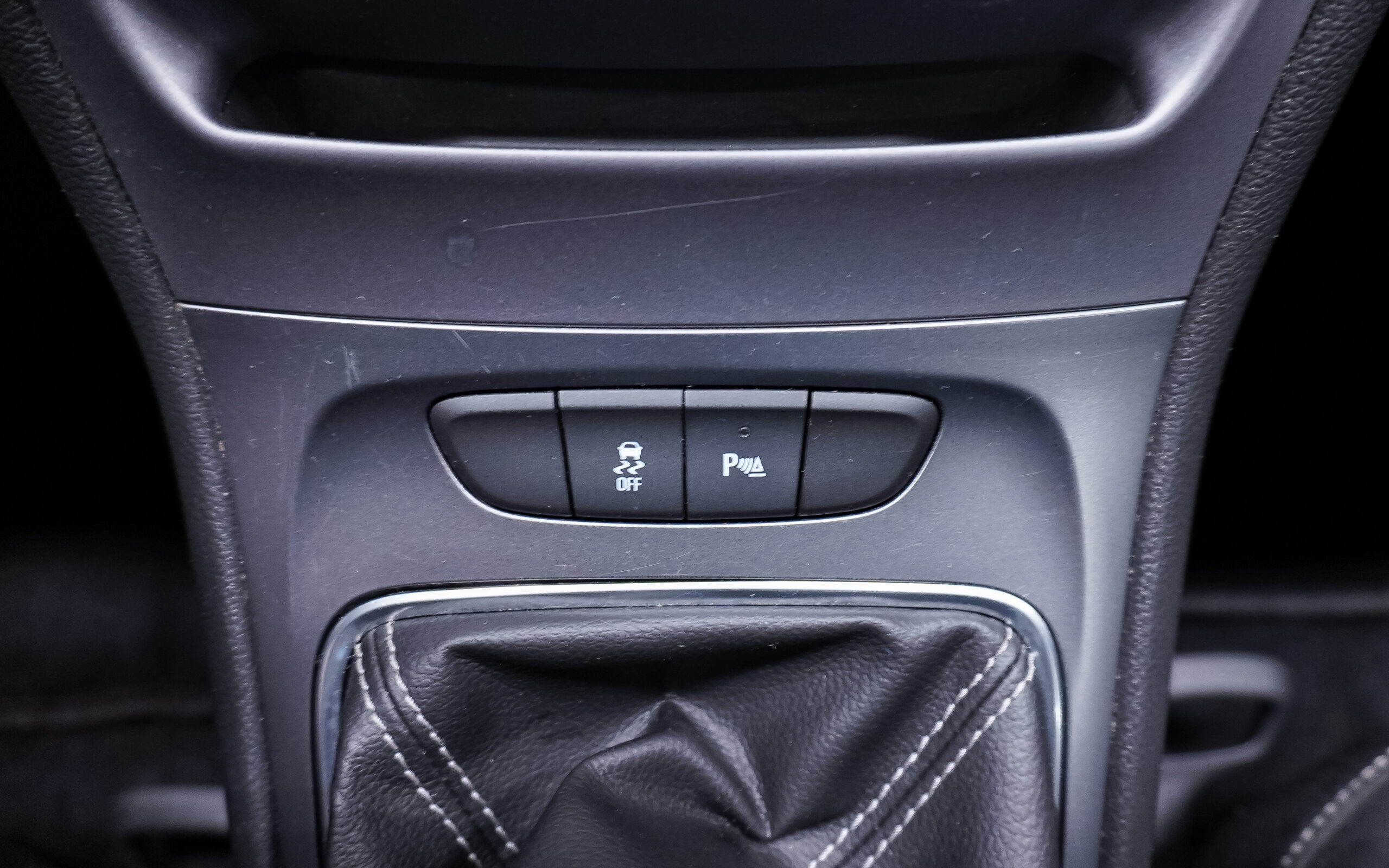 Vehicle gallery image 21