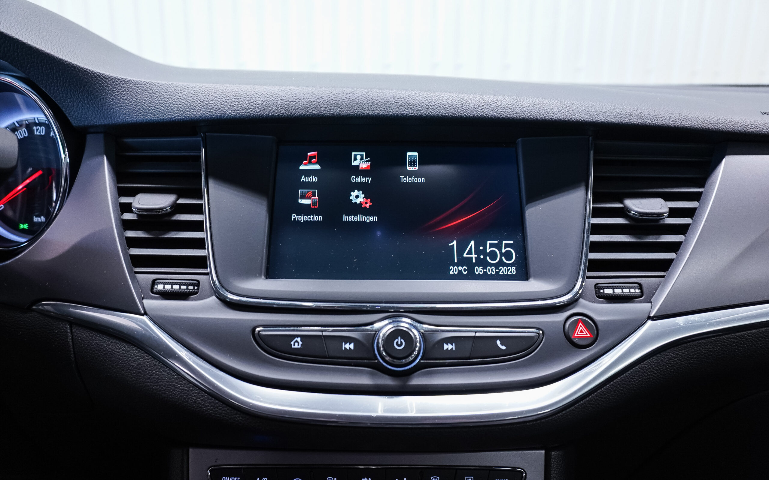 Vehicle gallery image 14