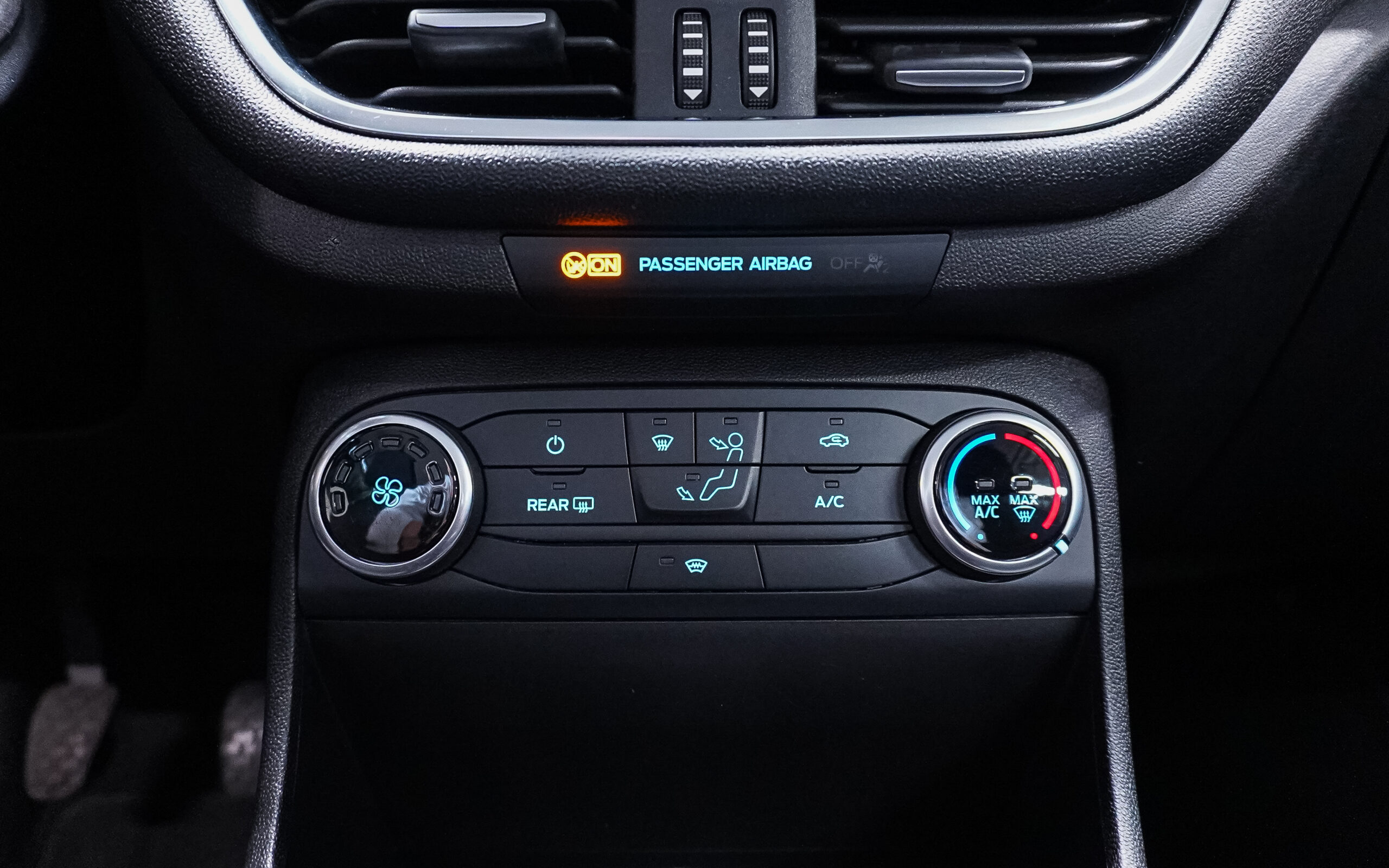 Vehicle gallery image 19